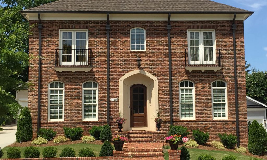 brick and mortar color exterior